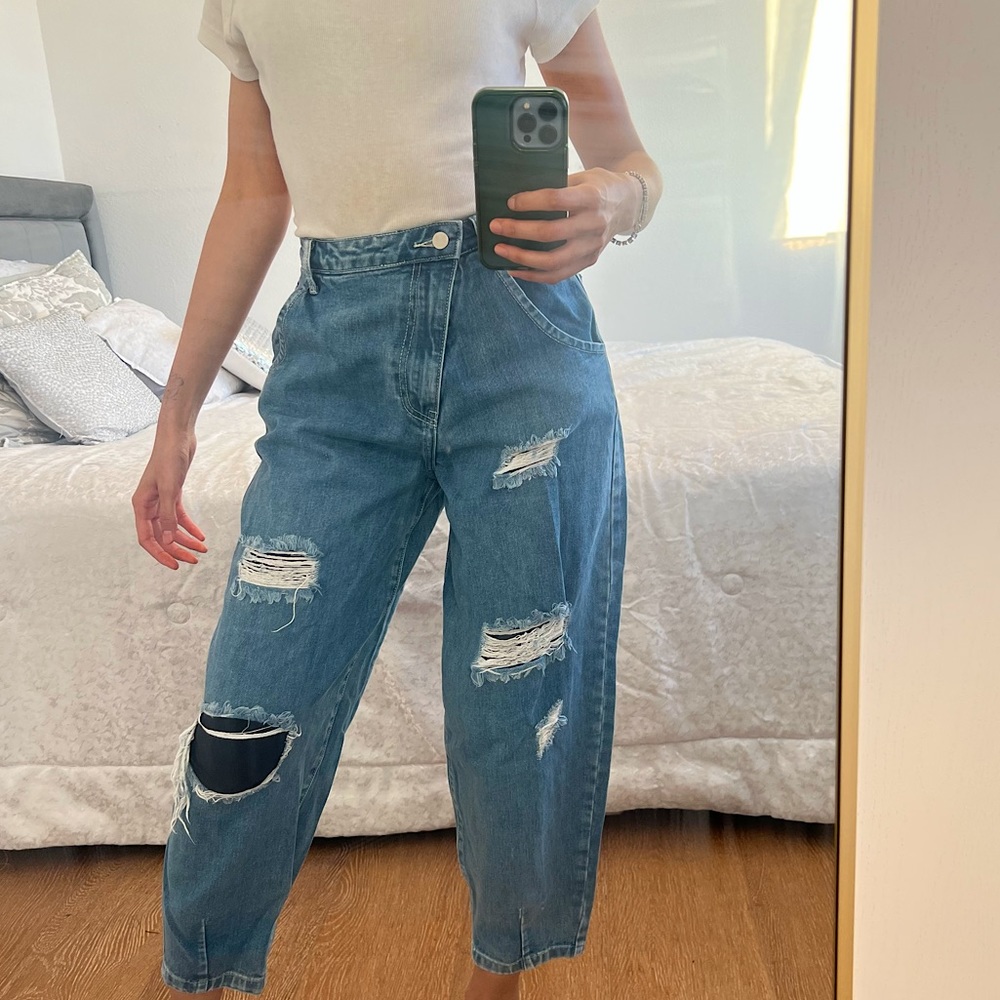Ripped Boyfriend Jeans